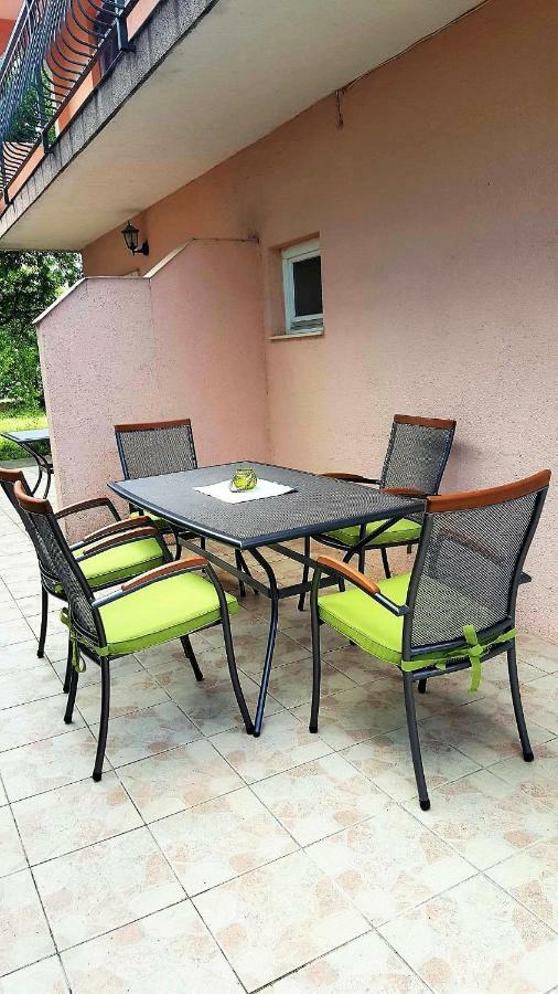 Apartments Saraden Vodice Exterior photo