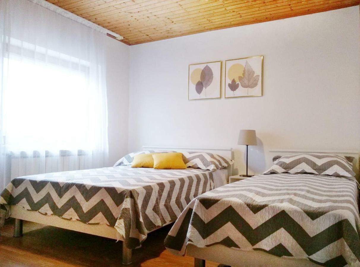 Apartments Saraden Vodice Exterior photo